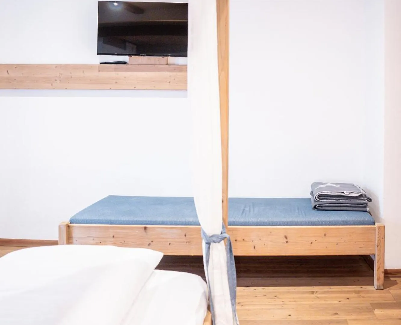 Stauders Zimmer Und Ferienwohnungen Mutters 4*,  Rakousko